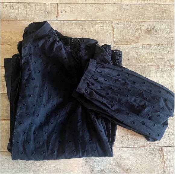 J. Crew Navy Blue Eyelet Cotton Long Sleeve Button Up Blouse Girls 3T - Picture 6 of 6